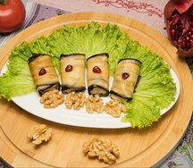 Баклажаны с грецким орехом