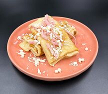 Блин с сыром и ветчиной