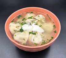 Пельмени из говядины с бульоном