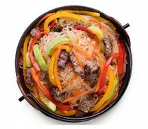 Рисовая лапша с говядиной