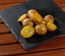 Печеный мини-картофель