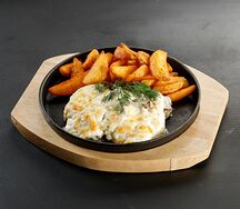 Язык, запеченный под сырной корочкой