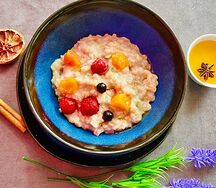 Овсяная каша с фруктами