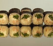 Ролл Сакура