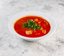 Томатный суп с морепродуктами