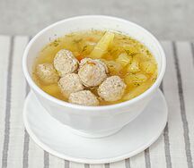 Суп с фрикадельками