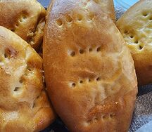 Пирог с луком и яйцом
