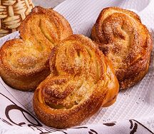 Булочка с сахаром