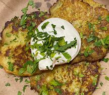 Драники со сметаной