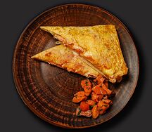 Блин с красной рыбкой