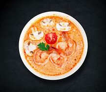Том ям с креветками