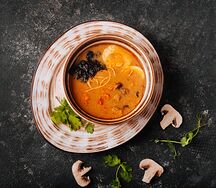 Лакса с куриной грудкой