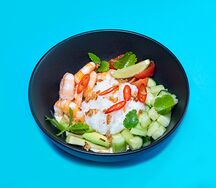 С креветками и соусом том ям