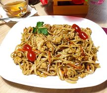 Чикен вок спагетти