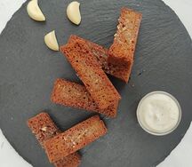 Гренки с чесноком