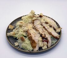 Цезарь с курицей
