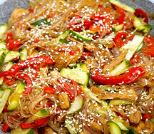 Салат Фунчоза с курицей