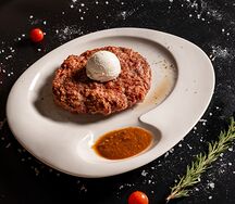 Плесковица с сыром каймак