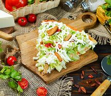 Пицца Цезарь кусок