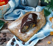 Улитка с маком в шоколадной глазури