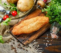 Жареный пирожок с картошкой