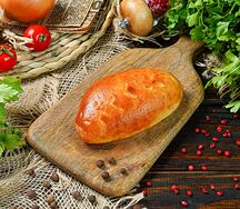 Печёный пирожок с говядиной