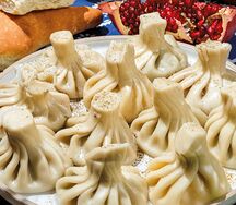 Хинкали со свининой и говядиной