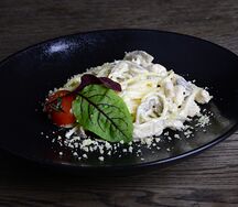 Спагетти с курицей