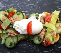 Бельгийская вафля с тунцом