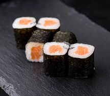 Маки Лосось