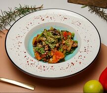 Теплый салат с овощами