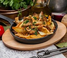 Жареная картошка с грибами по-домашнему