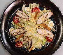 Цезарь с курицей