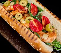 Хот-дог с тигровыми креветками