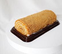Рулет бисквитный Яблочный с курагой