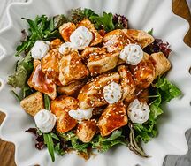 Салат из баклажанов с сыром креметте