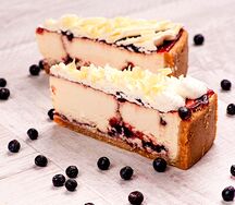 Чизкейк Черничный с белым шоколадом