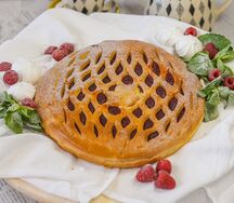 Пирог с малиной