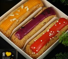 Набор фруктовых эклеров Буханка