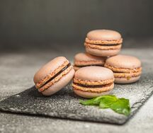 Макарун Черная смородина