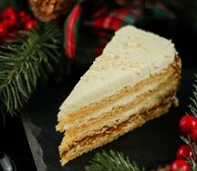 Пирожное Молочная девочка