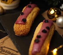 Эклер Черная смородина