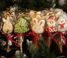 Набор новогоднего печенья на палочке в подарок