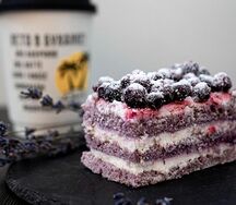 Лавандовое пирожное