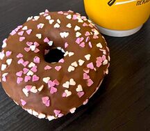 Донат с сердечками