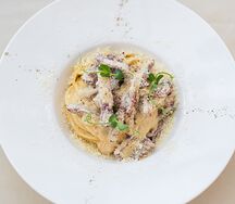 Паста Карбонара с копченой говядиной
