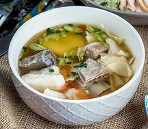 Шурпа с тестом