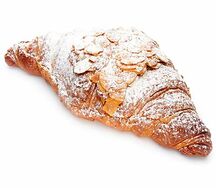 Круассан миндальный