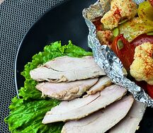 Индейка запеченная с овощами в духовке