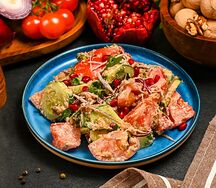 Салат по-грузински с грецким орехом